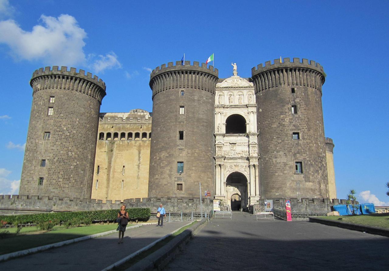B&B L'Alloggio Dei Vassalli Napoli Exterior foto